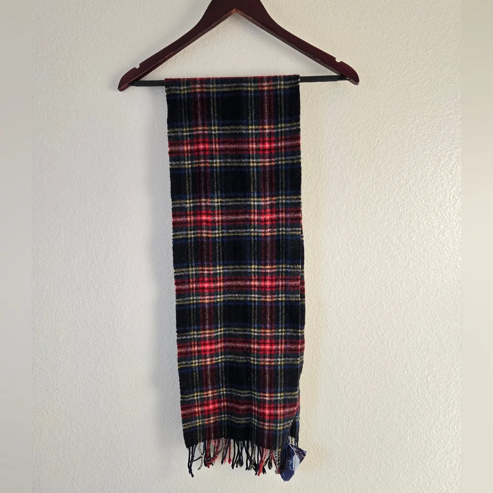 NWT Ballantrae Edinburgh 100% Lambswool Plaid Scarf 58